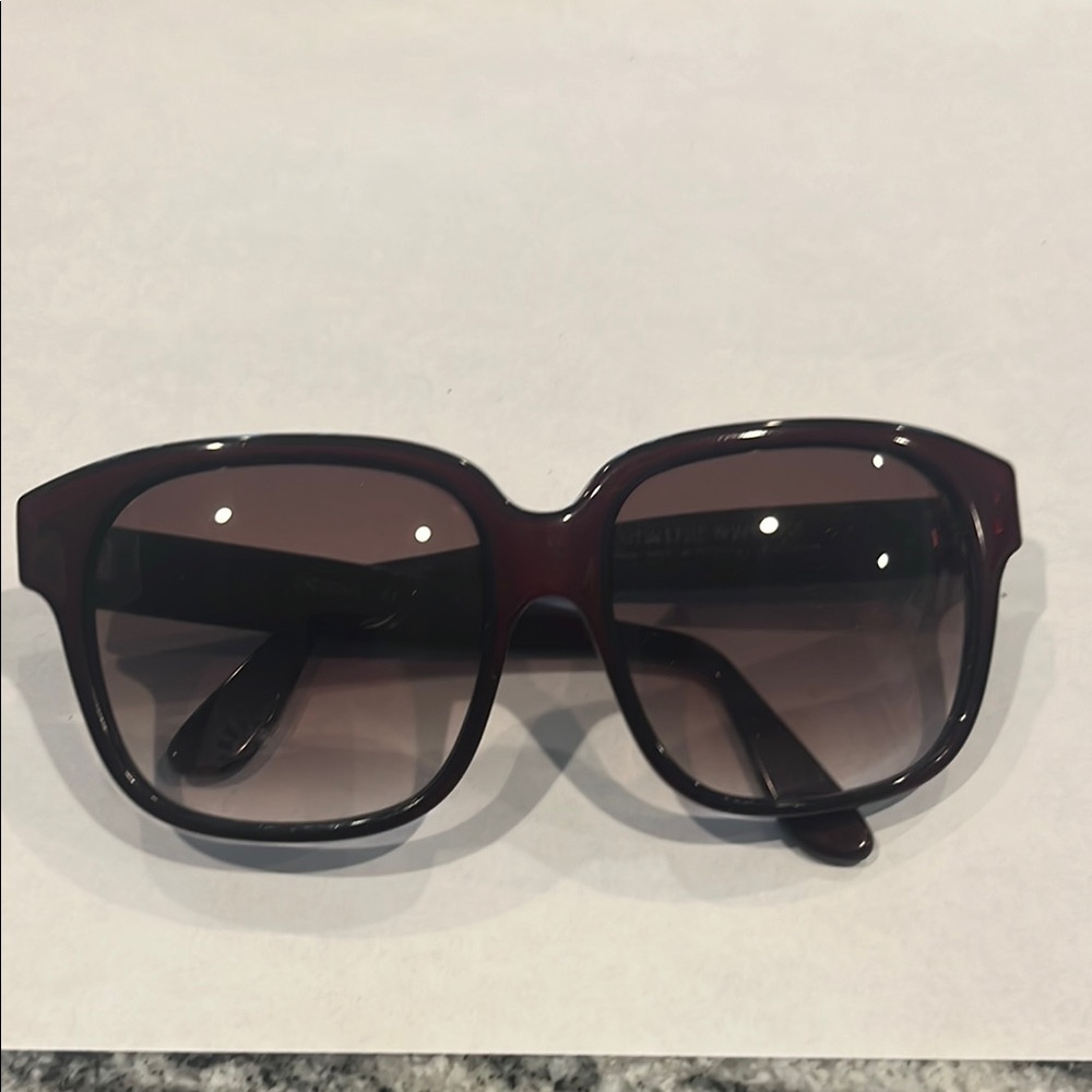 Elegant Brown Sunglasses
